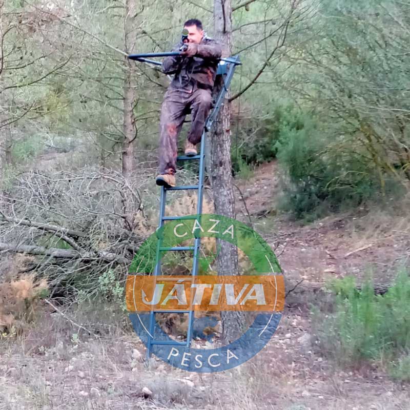 Puesto de caza elevado árbol portátil 2.35 m Caza y Pesca Játiva | Tienda de caza pesca, armería y todo tipo equipamiento.