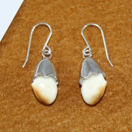 PENDIENTES SAMBAR – PENDIENTES CON PERLAS DE VENADO